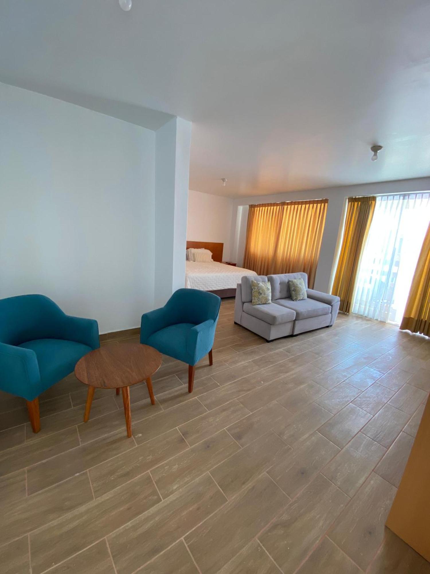 Prim Hotel Vichayito Buitenkant foto