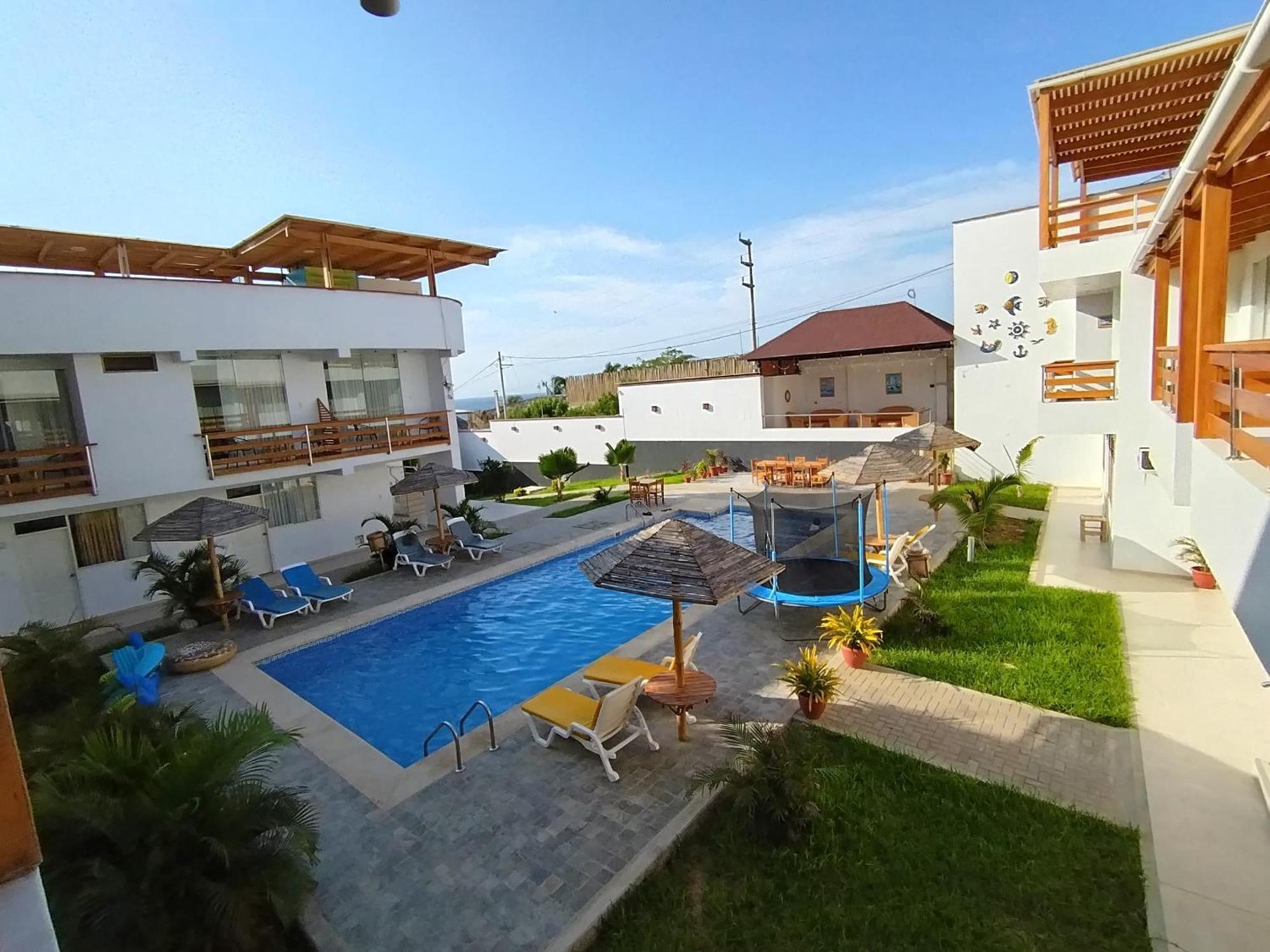 Prim Hotel Vichayito Buitenkant foto